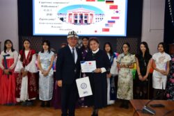 Университетке салым кошкон ЫКТЫЯРЧЫ-ОКУТУУЧУЛАР 