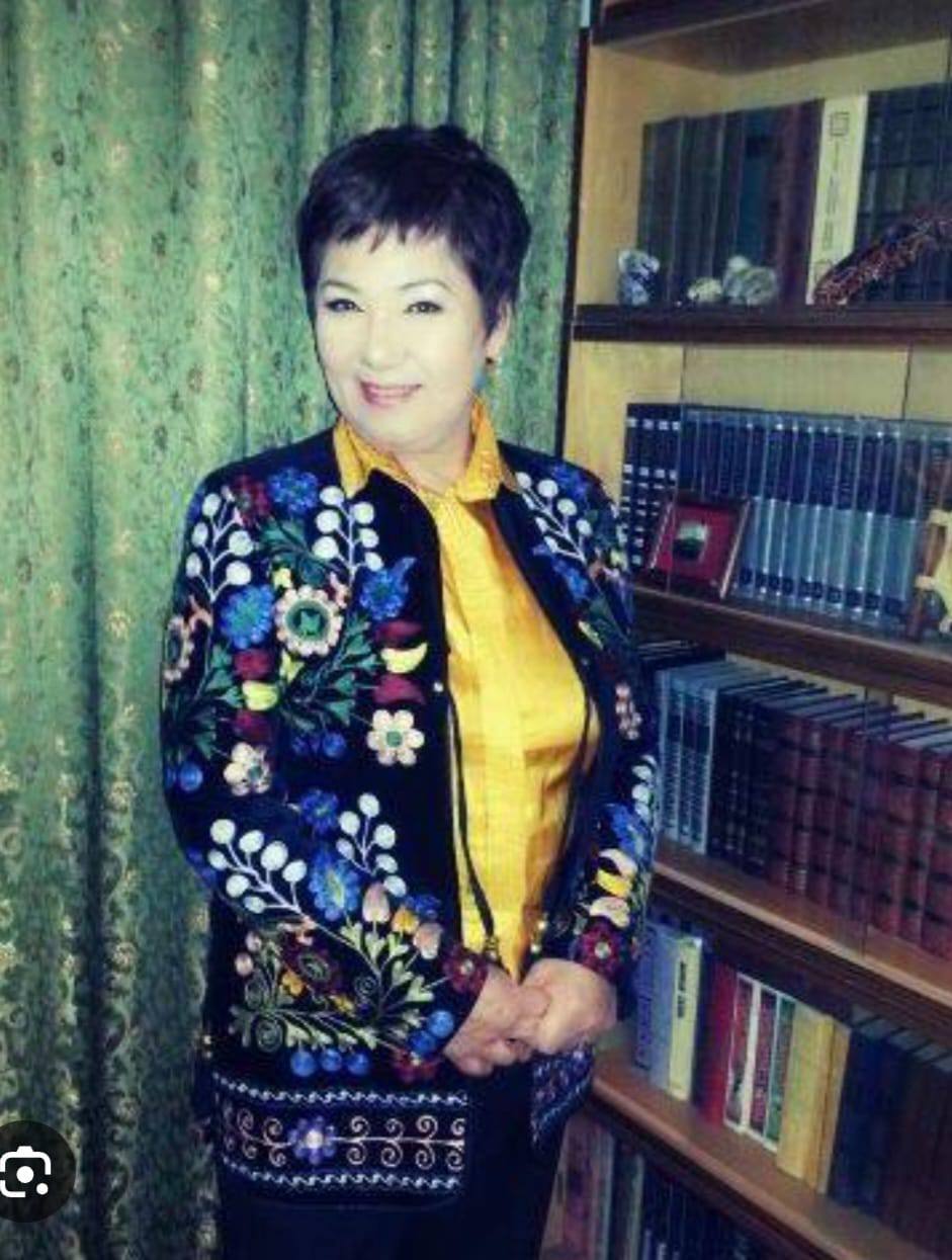 ЭЛ АРАЛЫК ДИПЛОМАТИЯДА КЫРГЫЗСТАНДЫ ТААНЫТКАН КӨП КЫРДУУ АДАШ ТОКТОСУНОВА 75 ЖАШТА