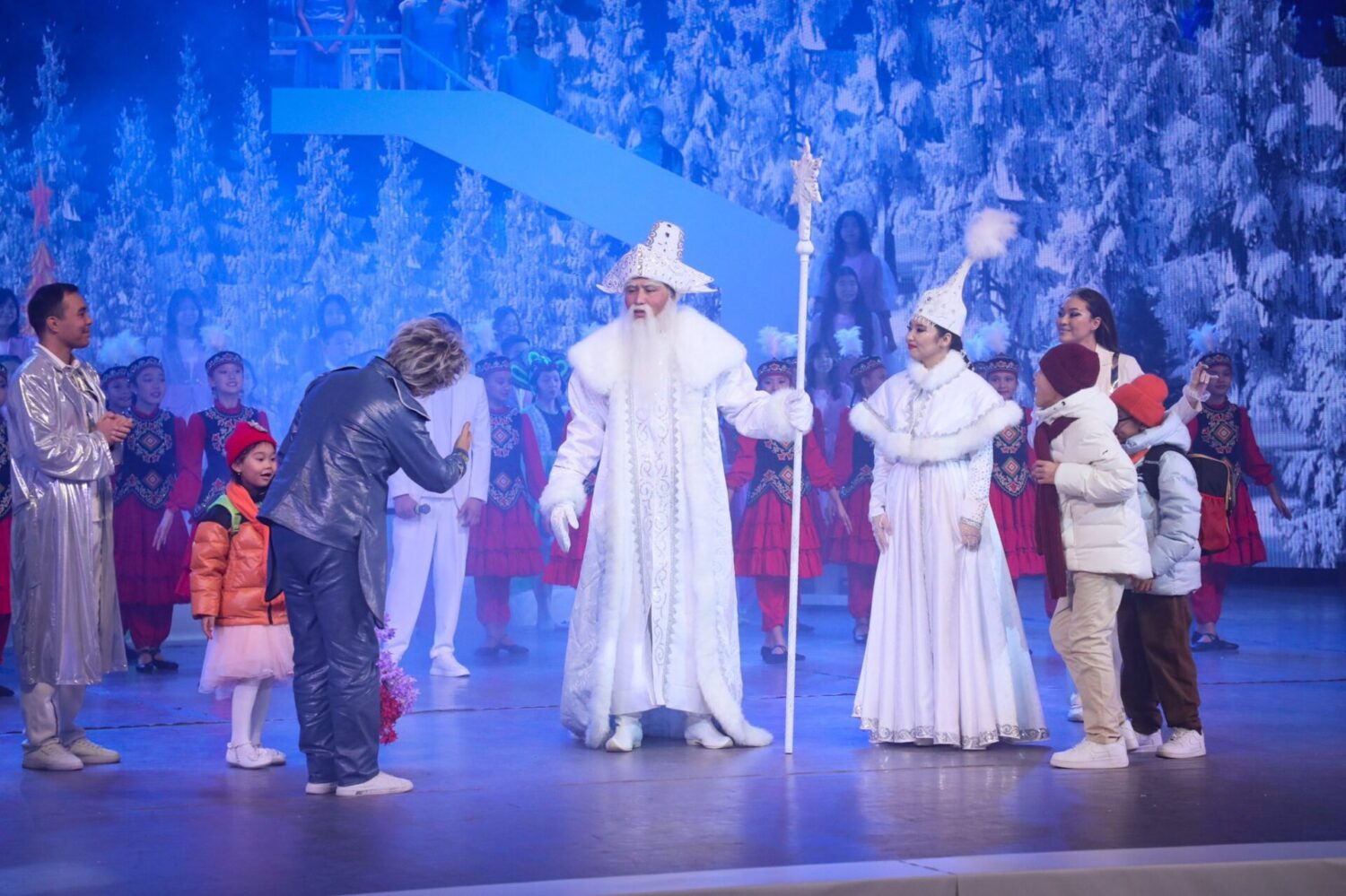 БИШКЕКТЕ БАЛДАР ҮЧҮН ПРЕЗИДЕНТТИК БАЛАТЫ ӨТТҮ