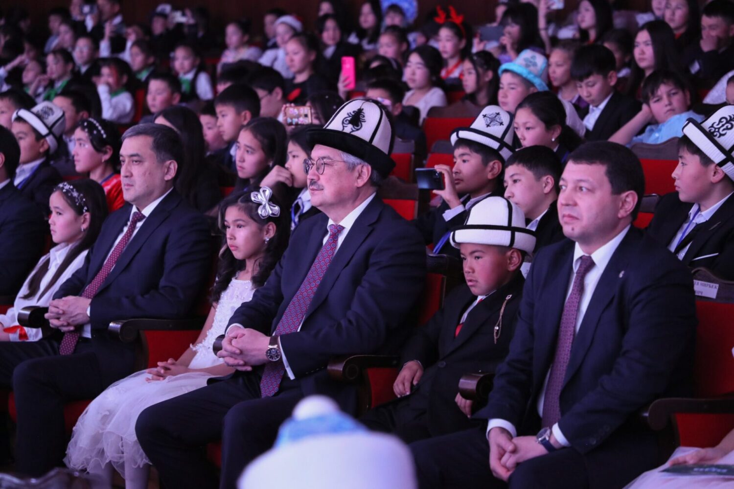 БИШКЕКТЕ БАЛДАР ҮЧҮН ПРЕЗИДЕНТТИК БАЛАТЫ ӨТТҮ