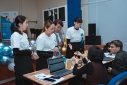 «Ала-Тоо» Эл аралык университетинде Click 2025 Жаштар Хакатону өттү