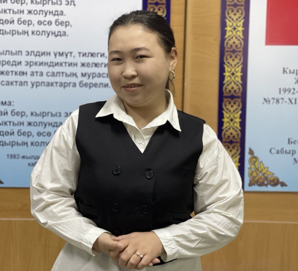 12 ЖЫЛДЫКТЫН АЛГАЧКЫ КАРЛЫГАЧТАРЫ ЖЕ АДЕМИ ЧЕЙРЕКТИ КАНДАЙ АЯКТАДЫ