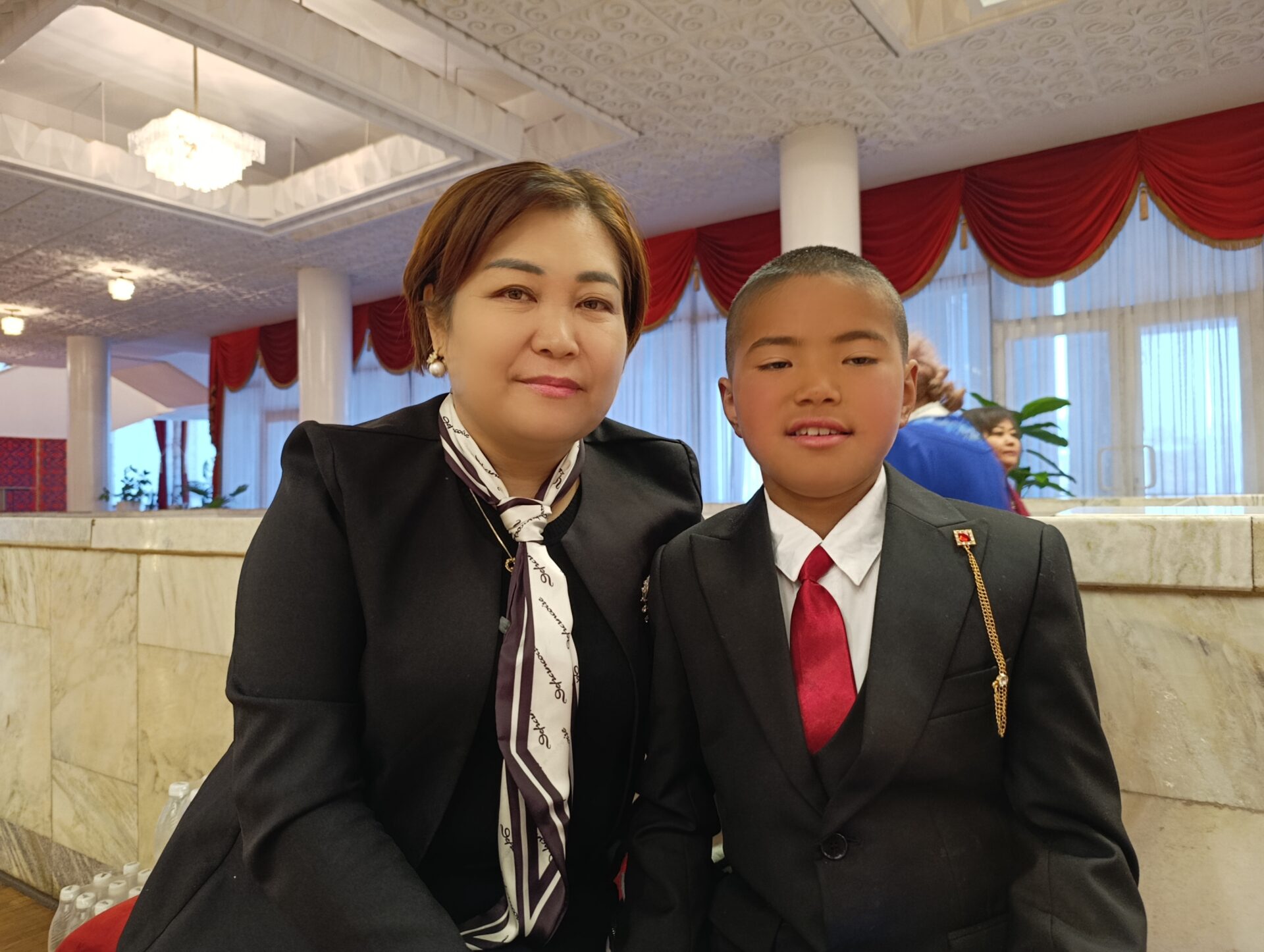 Президенттик балаты- балдар үчүн сыйкырдуу майрам