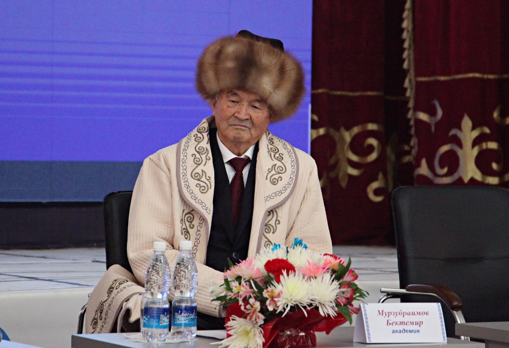 БЕКТЕМИР МУРЗУИБРАИМОВ: МАСШТАБДУУ ИНСАН, ОКУМУШТУУ, ПЕДАГОГ ЖАНА КООМДУК ИШМЕР