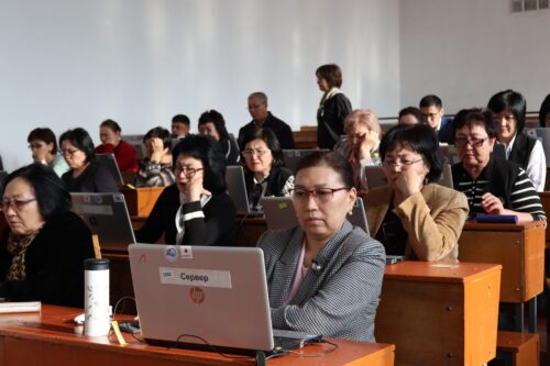 141 кандидат участвует в тестировании на должности директоров школ