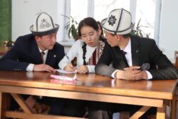 КУАУДА “МАНАС ТААНУУ” ИНТЕЛЛЕКТУАЛДЫК ОЮНУ ӨТТҮ