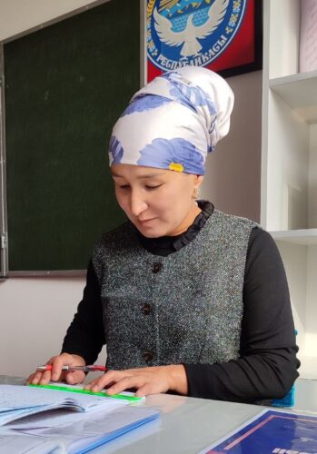 АЙЫЛДАН ЧЫККАН ЛИДЕР МУГАЛИМ