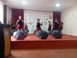 КҮЧТҮҮЛӨР КҮЛДҮ МЕКТЕБИНДЕ КӨП!