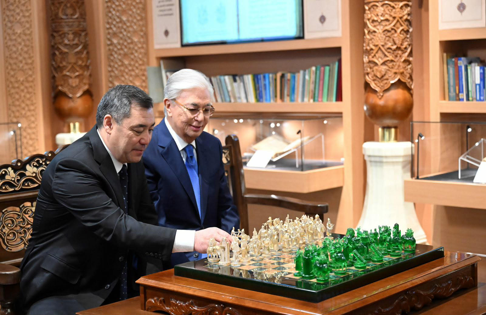 ПЯТЬ ЛЕТ ПРЕЗИДЕНТСТВА САДЫРА ЖАПАРОВА: ГЛАВНЫЙ ЭКЗАМЕН ЕЩЕ ВПЕРЕДИ