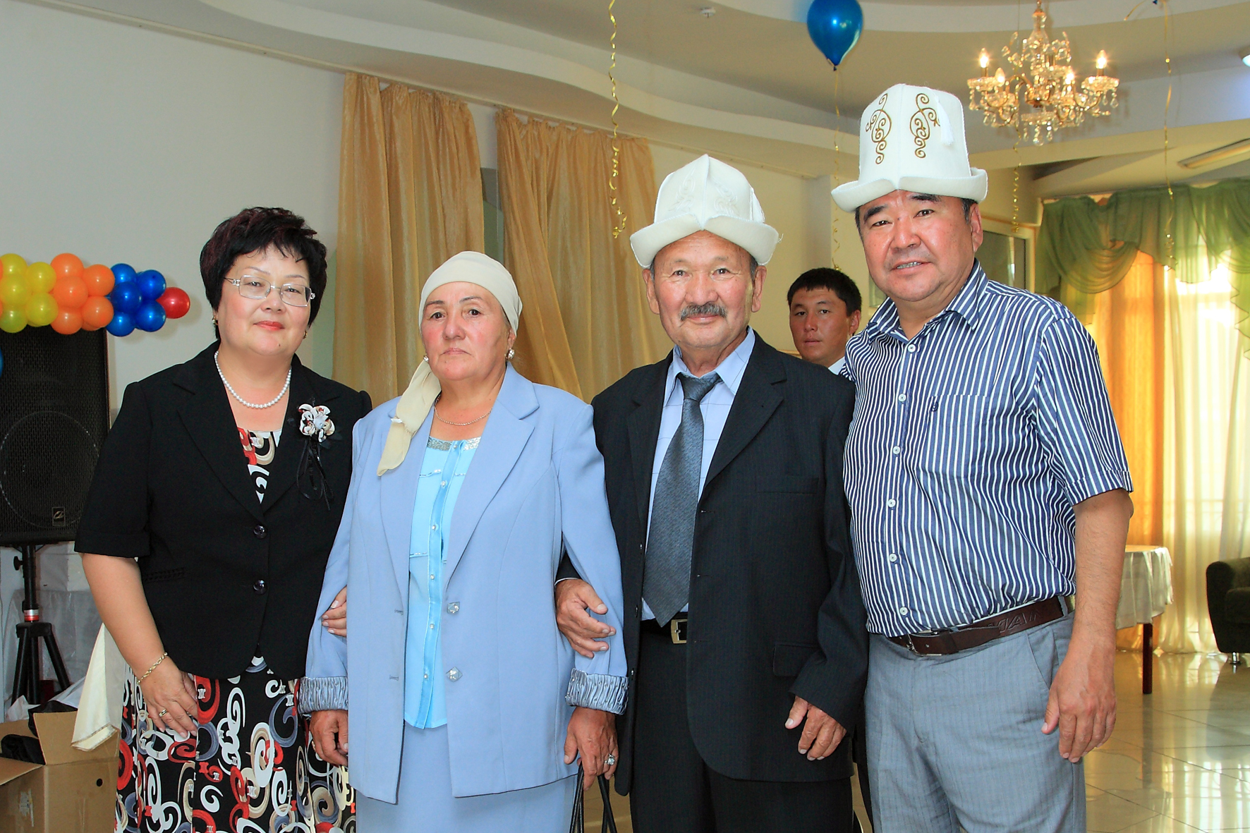 ПРОФЕССОР МАМБЕТАЛИЕВА ГҮЛМИРА ЭЖЕБИЗДИН ЭМГЕГИН ЭЛ ЭСКЕРЕТ