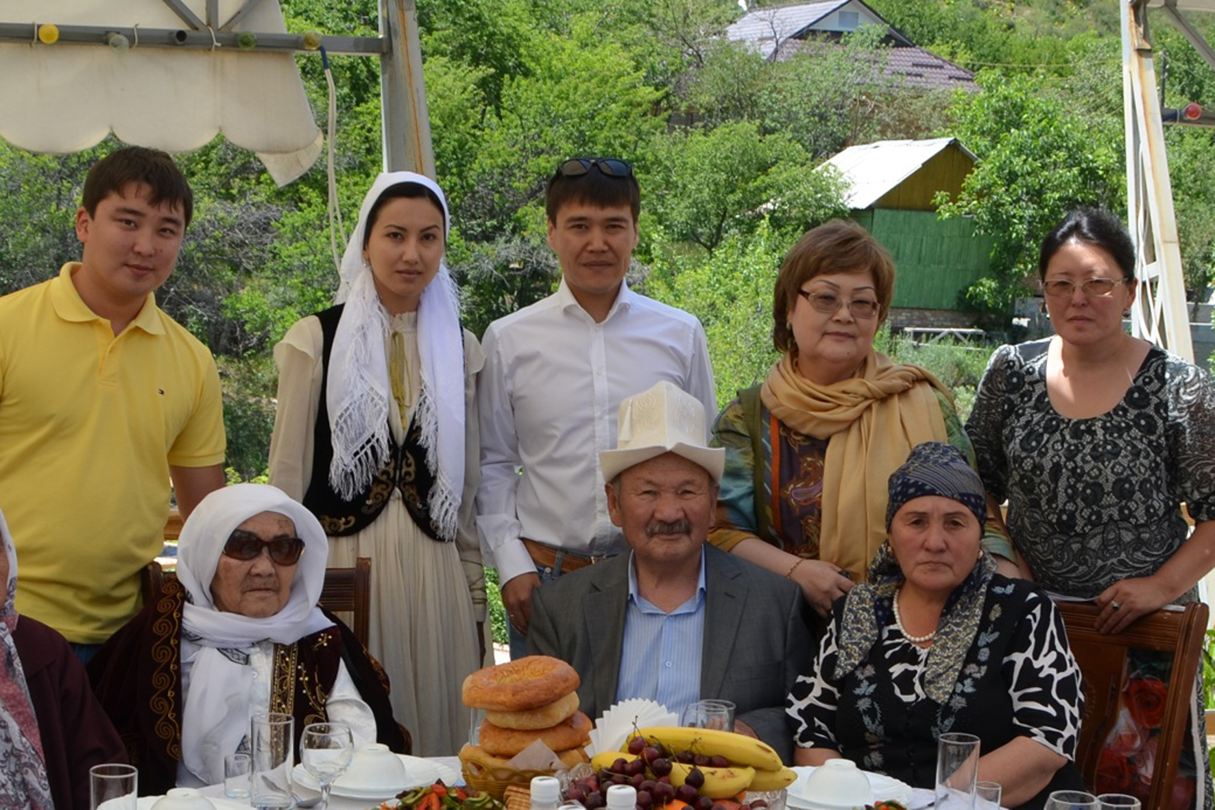 ПРОФЕССОР МАМБЕТАЛИЕВА ГҮЛМИРА ЭЖЕБИЗДИН ЭМГЕГИН ЭЛ ЭСКЕРЕТ