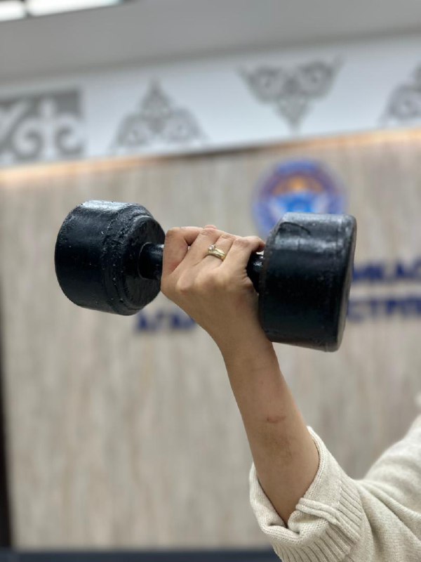 ТОКСОНГО ТАЯГАН АКСАКАЛ МЕКТЕПКЕ КОЛ СУНАТ