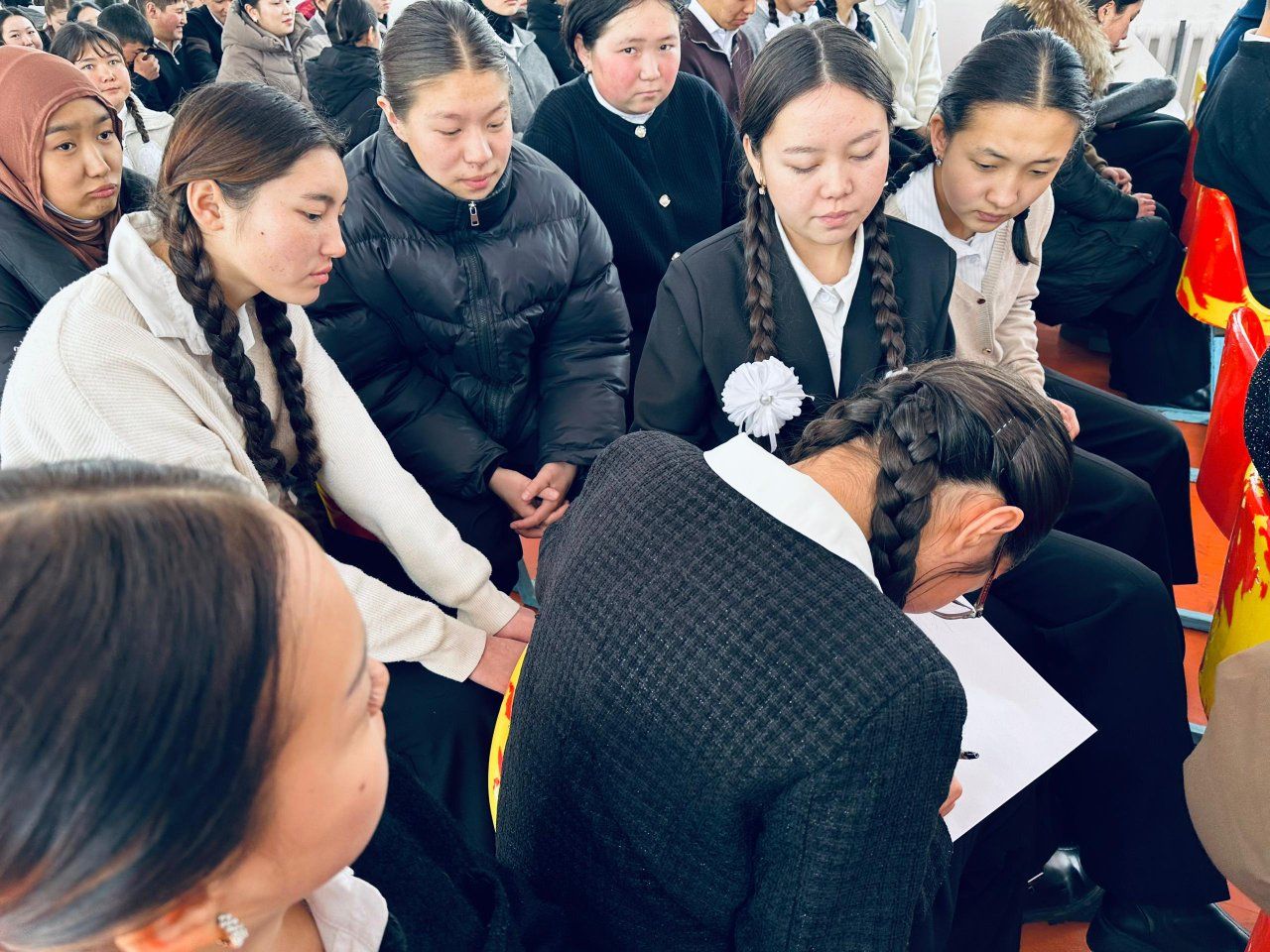 ЗОМБУЛУКСУЗ МЕКТЕП!