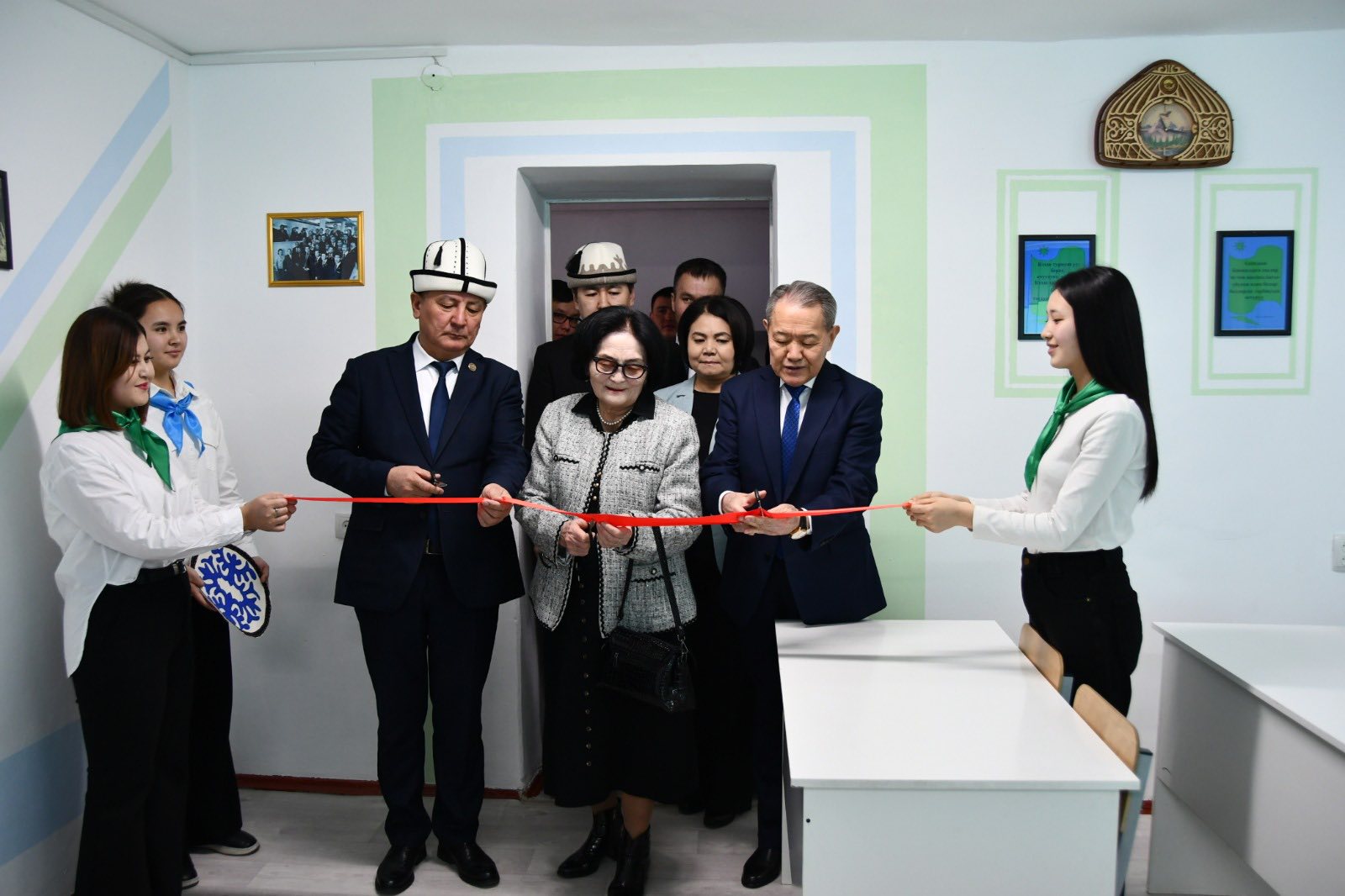  «КЫРГЫЗ АДАБИЯТЫ» КАБИНЕТИ АЧЫЛДЫ