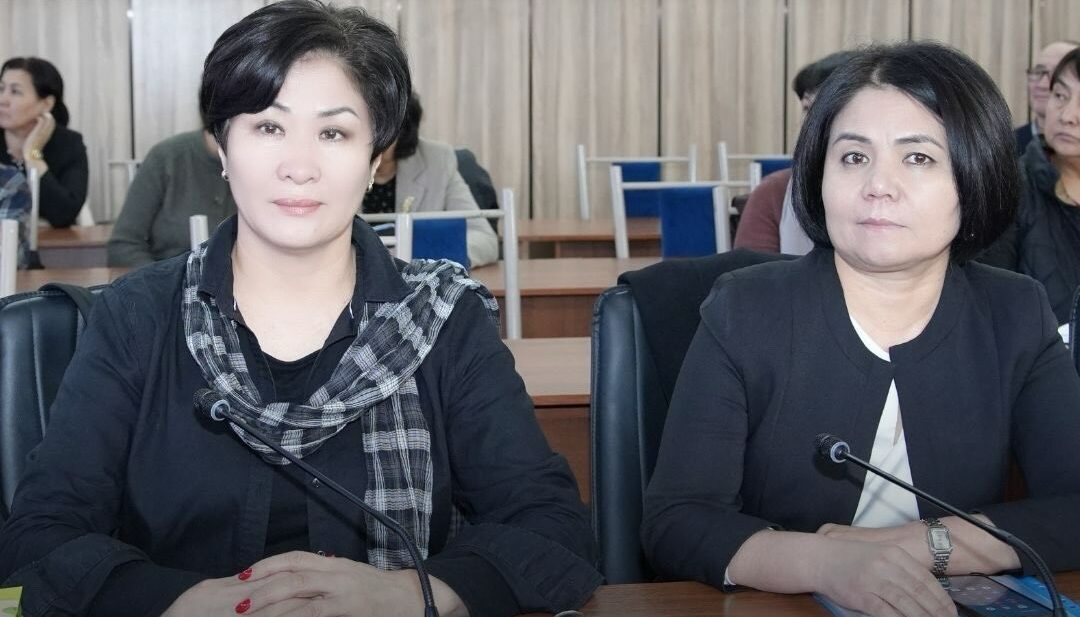 МААНИЛҮҮ ЖОЛУГУШУУ