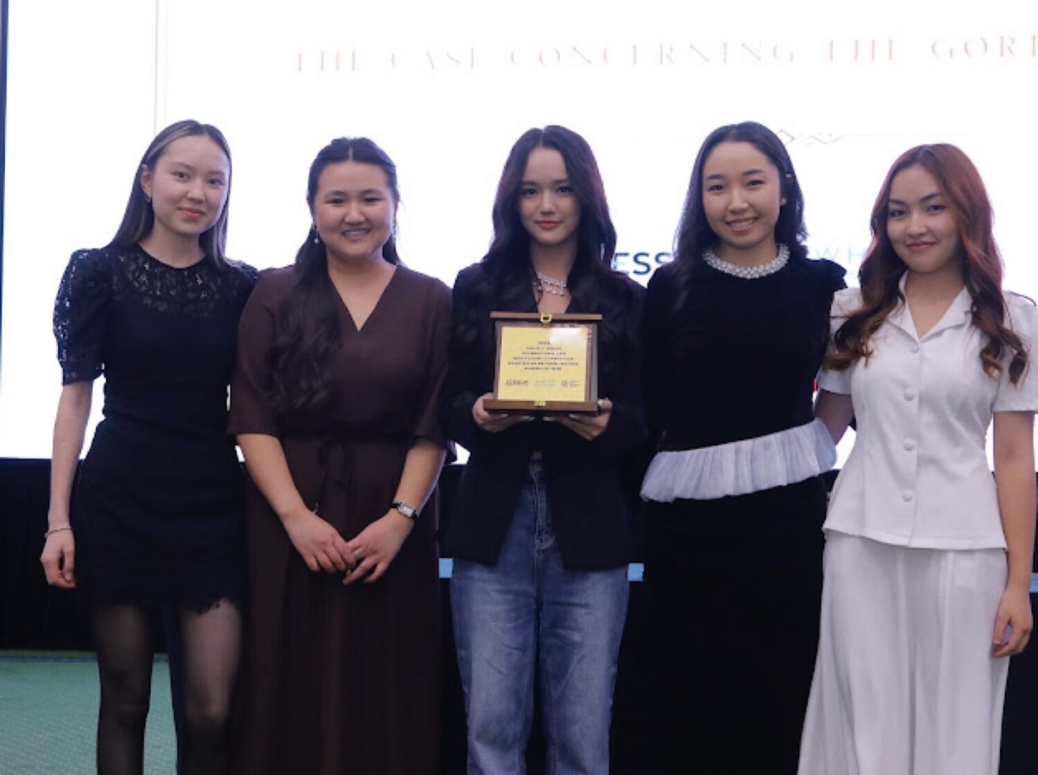 “Ала-Тоо” Эл аралык университетинин командасы эл аралык сынакта жогорку жыйынтык көрсөттү