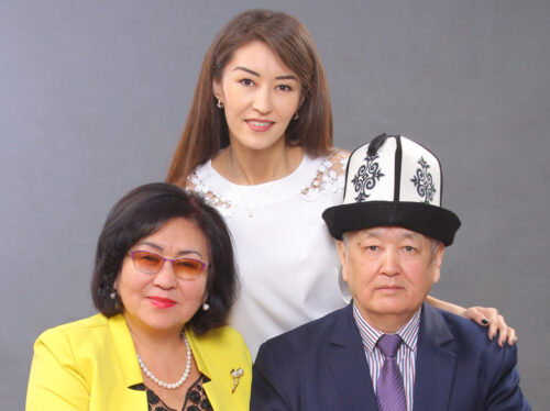 РАПИЯ ИСАЕВА – ҮЛГҮЛҮҮ ИНСАН, ТАЛАНТТУУ ОКУМУШТУУ ПЕДАГОГ АЙЫМ   