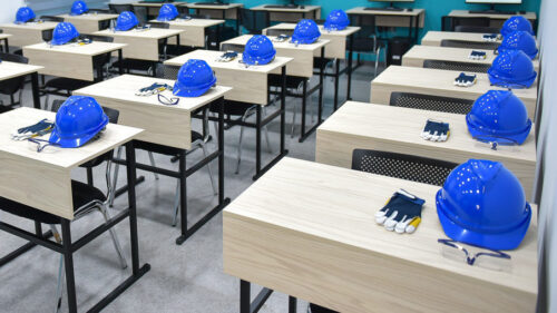 ЖАҢЫ КЕСИПТИК СТАНДАРТТАРДЫН МАКСАТЫ-ЭМГЕК РЫНОГУНУН   ТАЛАПТАРЫН ТОЛУК КАНААТТАНДЫРУУ