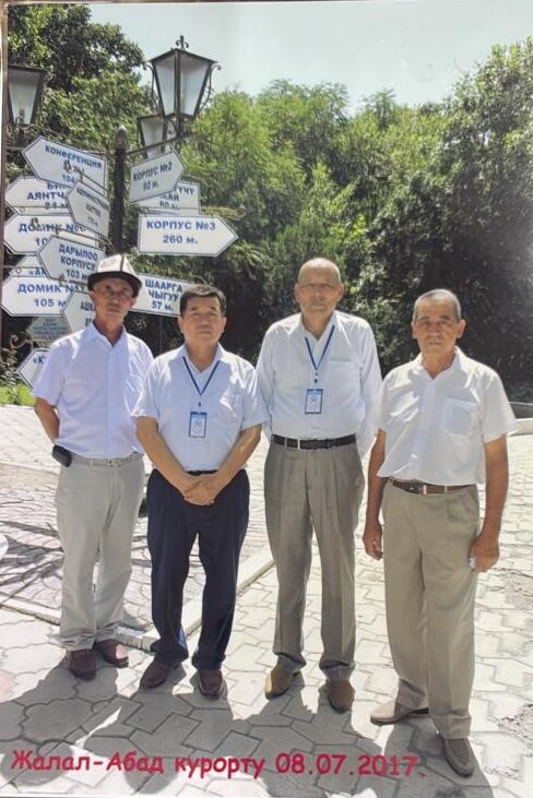 ТААСИРДҮҮ АГАЙ ТАЖИБАЙ: 50 ЖЫЛ ӨТСӨ ДА ӨЧПӨГӨН УСТАТТЫК ИЗ