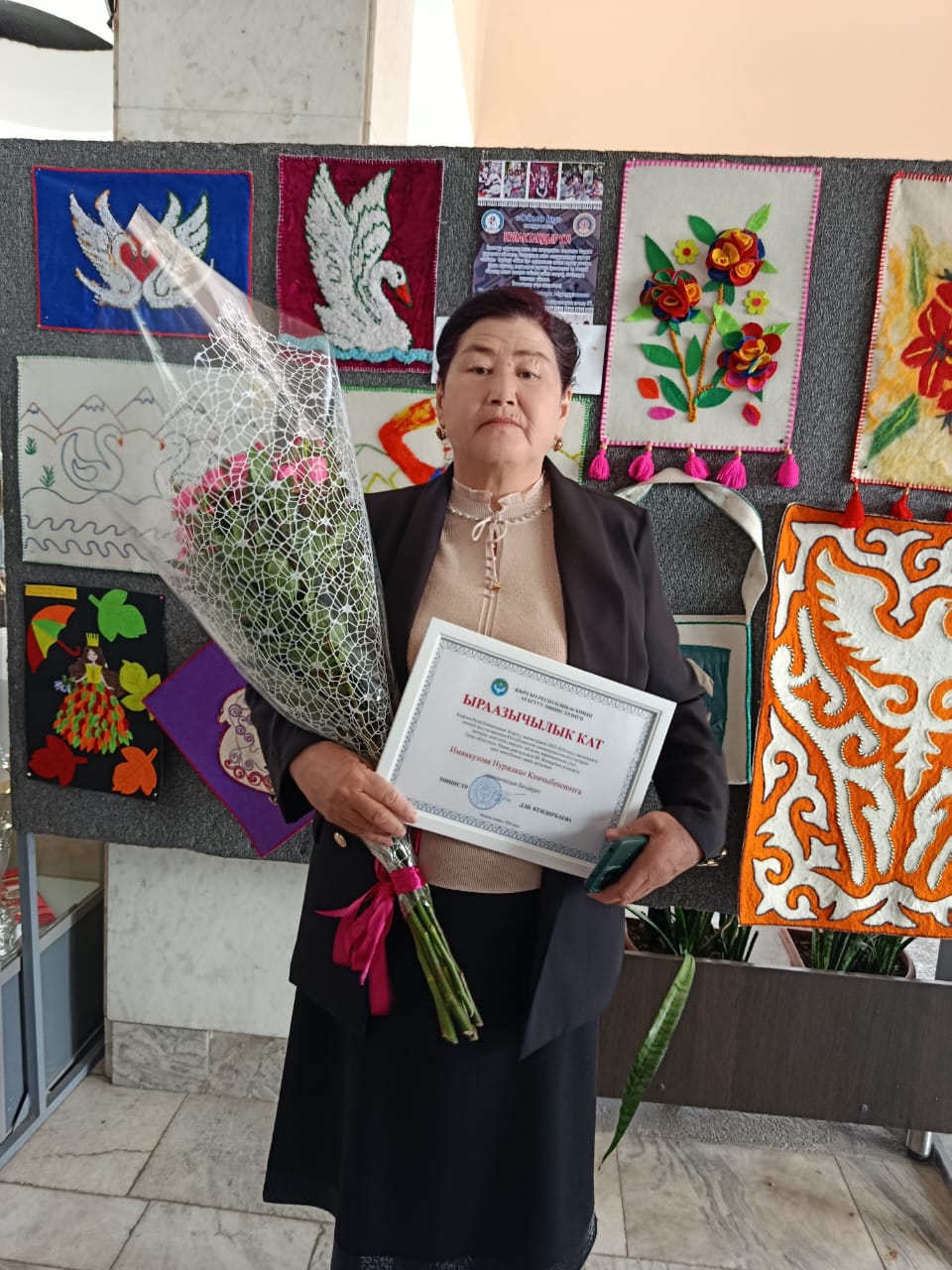 ИЙГИЛИКТИН АЧКЫЧЫ: АЙЫЛДАН ЧЫККАН БИЛИМ ЧЕМПИОНДОРУ