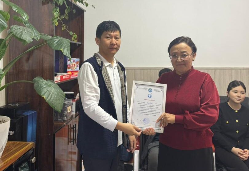 ОБЛУСТУК ОЛИМПИАДАДА ТОГУЗ-ТОРО РАЙОНУНУН ОКУУЧУЛАРЫ ИЙГИЛИК ЖАРАТТЫ