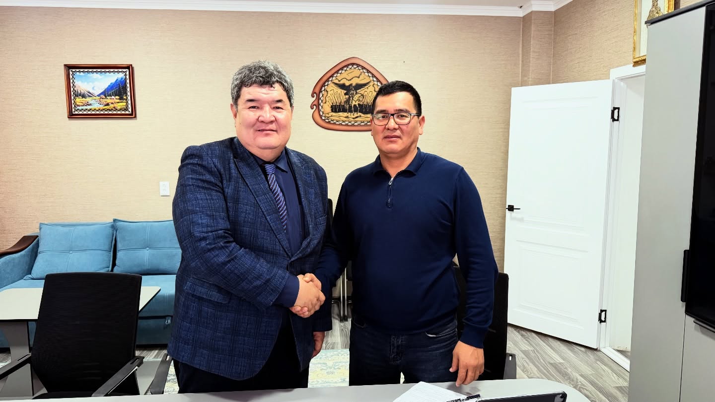 МУГАЛИМДЕРДИН ДЕН СООЛУГУН ЧЫҢДОО МАКСАТЫНДА КЕЛИШИМГЕ КОЛ КОЮЛДУ