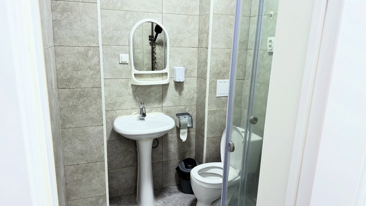 МУГАЛИМДЕРДИН ДЕН СООЛУГУН ЧЫҢДОО МАКСАТЫНДА КЕЛИШИМГЕ КОЛ КОЮЛДУ