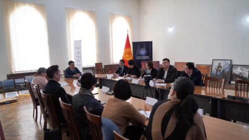 МАДАНИЯТ МИНИСТРЛИГИНДЕ ВЕДОМСТВОЛОР АРАЛЫК ЖУМУШЧУ ТОПТУН ИШМЕРДҮҮЛҮГҮ БОЮНЧА ЖЫЙЫН ӨТТҮ