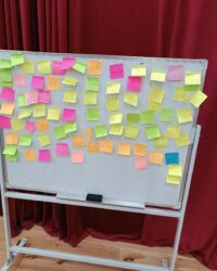 БИЛИМ БЕРҮҮДӨГҮ ЖАҢЫ ЫКМАЛАР ТАЛКУУЛАНДЫ