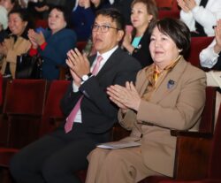 РЕСПУБЛИКАЛЫК ОЛИМПИАДА: ТАЛАНТТУУ ОКУУЧУЛАР СЫЙЛАНДЫ