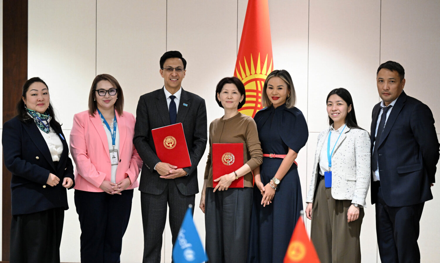 БАЛДАР УКУГУН КОРГОО БОЮНЧА ЖАҢЫ ПЛАН: КЫРГЫЗСТАН МЕНЕН ЮНИСЕФ КЫЗМАТТАШУУСУН КҮЧӨТӨТ