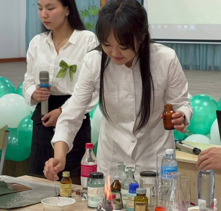 ОКУУЧУНУН КЫЗЫГУУСУН АРТТЫРГАН КРЕАТИВДҮҮ ПЕДАГОГ