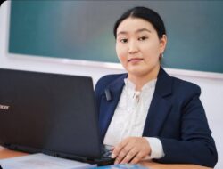 СЕКЕЛЕК КЕЗИНЕН ДОСКАГА ЖАЗЫП, “САБАК ӨТҮП” ЖҮРГӨН