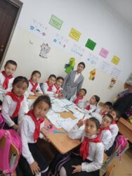 СЕКЕЛЕК КЕЗИНЕН ДОСКАГА ЖАЗЫП, “САБАК ӨТҮП” ЖҮРГӨН