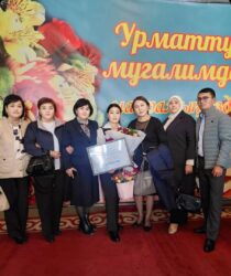 СЕКЕЛЕК КЕЗИНЕН ДОСКАГА ЖАЗЫП, “САБАК ӨТҮП” ЖҮРГӨН