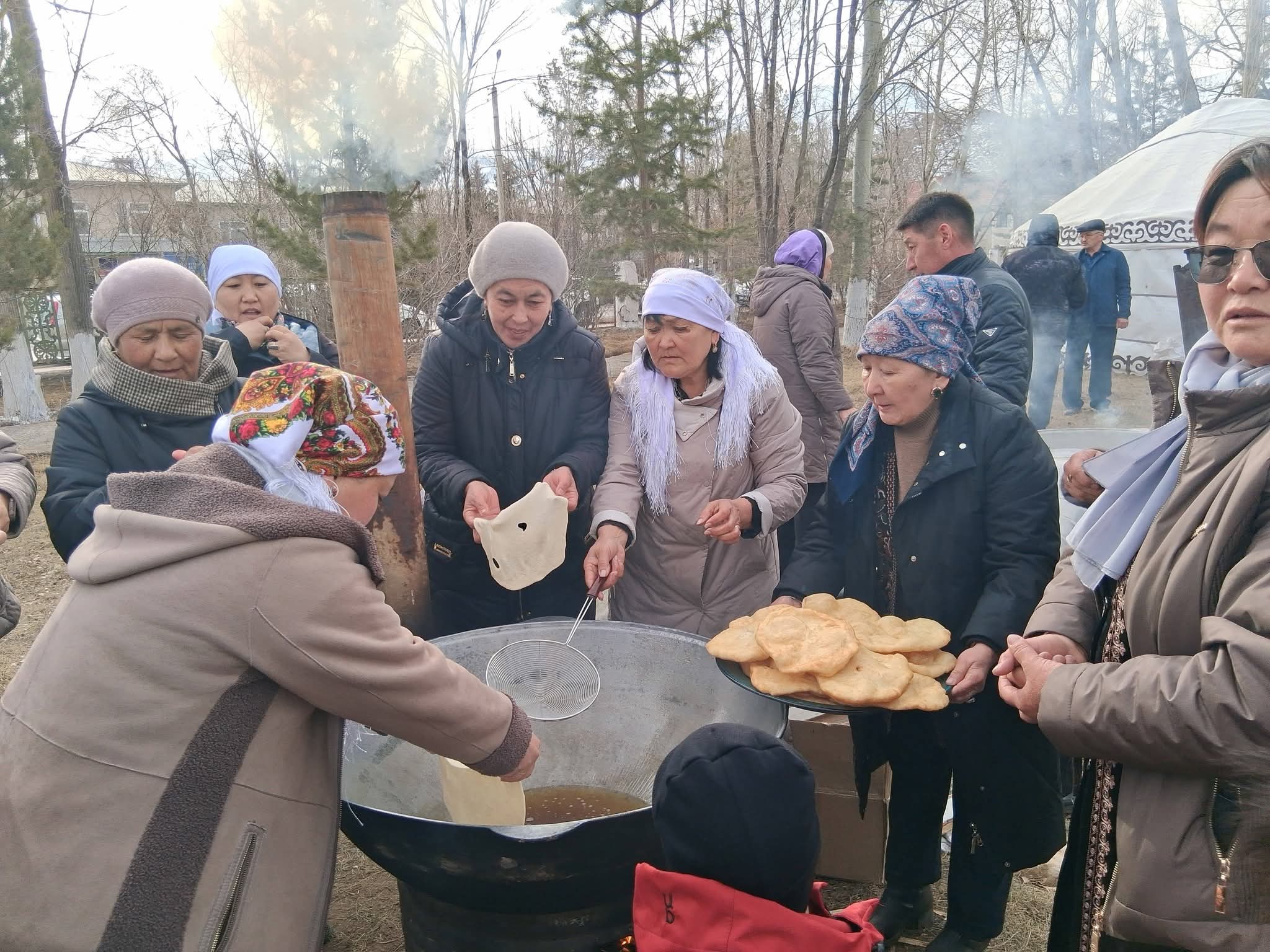 41 КАЗАН СҮМӨЛӨК КАЙНАТЫЛА БАШТАДЫ