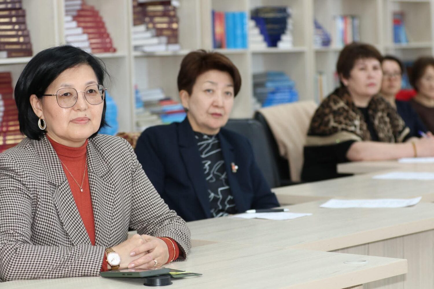 ЖОЖ ректорлору менен кеңейтилген жумушчу жыйын өттү