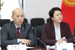 ЖОЖ ректорлору менен кеңейтилген жумушчу жыйын өттү