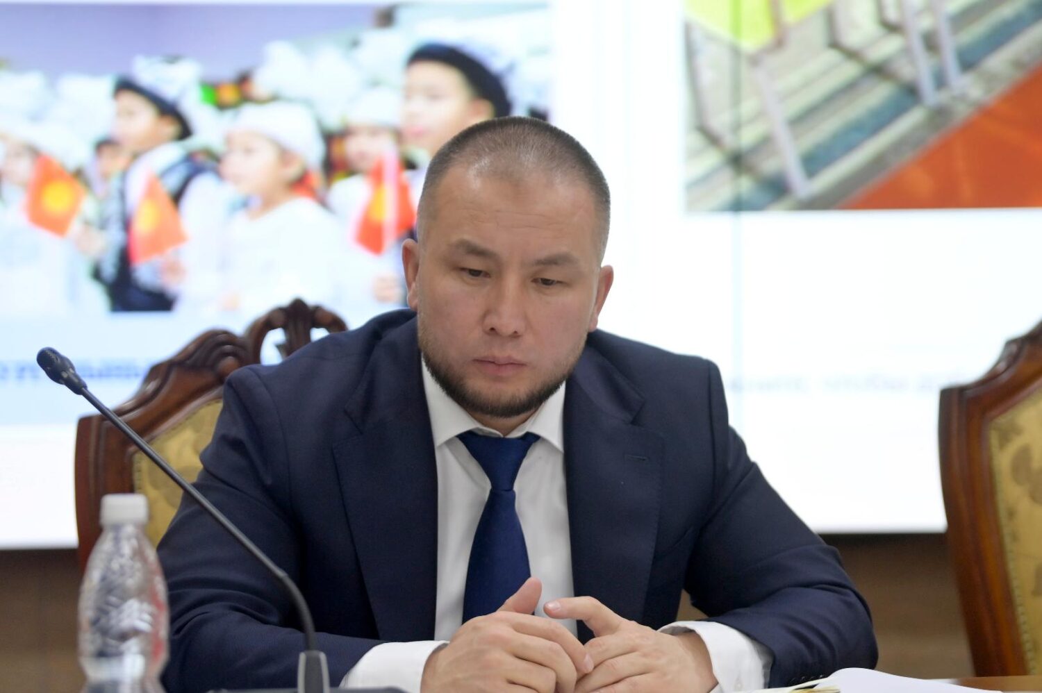 «КЕЛЕЧЕК ҮЧҮН БИЛИМ БЕРҮҮ» ДОЛБООРУНА 6,36 МИЛЛИОН АКШ ДОЛЛАРЫН БӨЛҮҮ КАРАЛУУДА