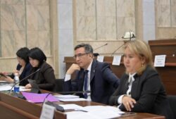 «КЕЛЕЧЕК ҮЧҮН БИЛИМ БЕРҮҮ» ДОЛБООРУНА 6,36 МИЛЛИОН АКШ ДОЛЛАРЫН БӨЛҮҮ КАРАЛУУДА