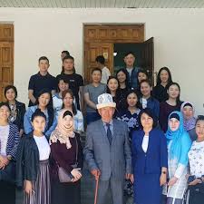 ЭҢ БИЙИК «КЫРГЫЗ РЕСПУБЛИКАСЫНЫН ЭЛ МУГАЛИМИ»  НААМЫ КАЙТАРЫЛАТ