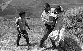 ИНТЕРАКТИВДҮҮ ЫКМАЛАР МЕНЕН ОКУУЧУЛАРДЫН РУХАНИЙ-АДЕПТИК БААЛУУЛУКТАРЫН КАЛЫПТАНДЫРУУ 