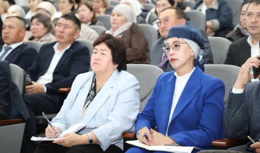 12 ЖЫЛДЫК БИЛИМ БЕРҮҮГӨ ӨТҮҮ: РЕФОРМАНЫН ЖҮРҮШҮ ЖАНА АЙМАКТАГЫ ДИАЛОГ