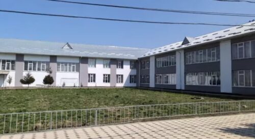 ИШКЕР ӨЗ КАРАЖАТЫНА САЛГАН МЕКТЕП МАМЛЕКЕТ БАЛАНСЫНА АЛЫНБАЙ ТУРАТ