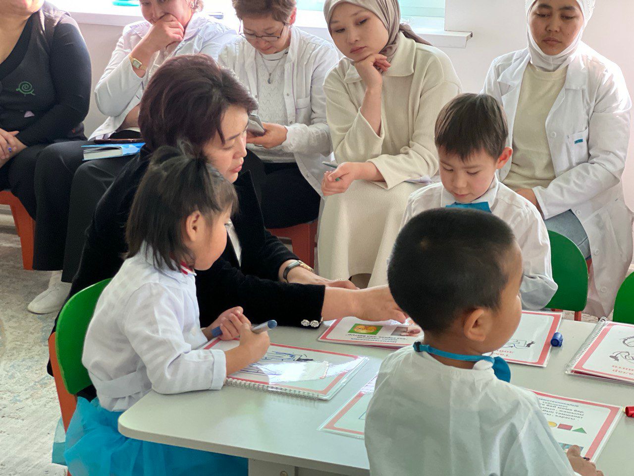 СҮЙЛӨӨ КЕБИ КЕЧИККЕН БАЛДАР КӨЙГӨЙҮ