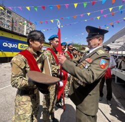 ЖЕҢИШКЕ АРНАЛГАН СЫНАК: ЛИЦЕЙ ОКУУЧУЛАРЫ КҮЧ СЫНАШТЫ