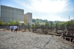 САДЫР ЖАПАРОВ: “2030-ЖЫЛГА ЧЕЙИН МЕКТЕП ТАРТЫШТЫГЫН ТОЛУК ЖОЁБУЗ”