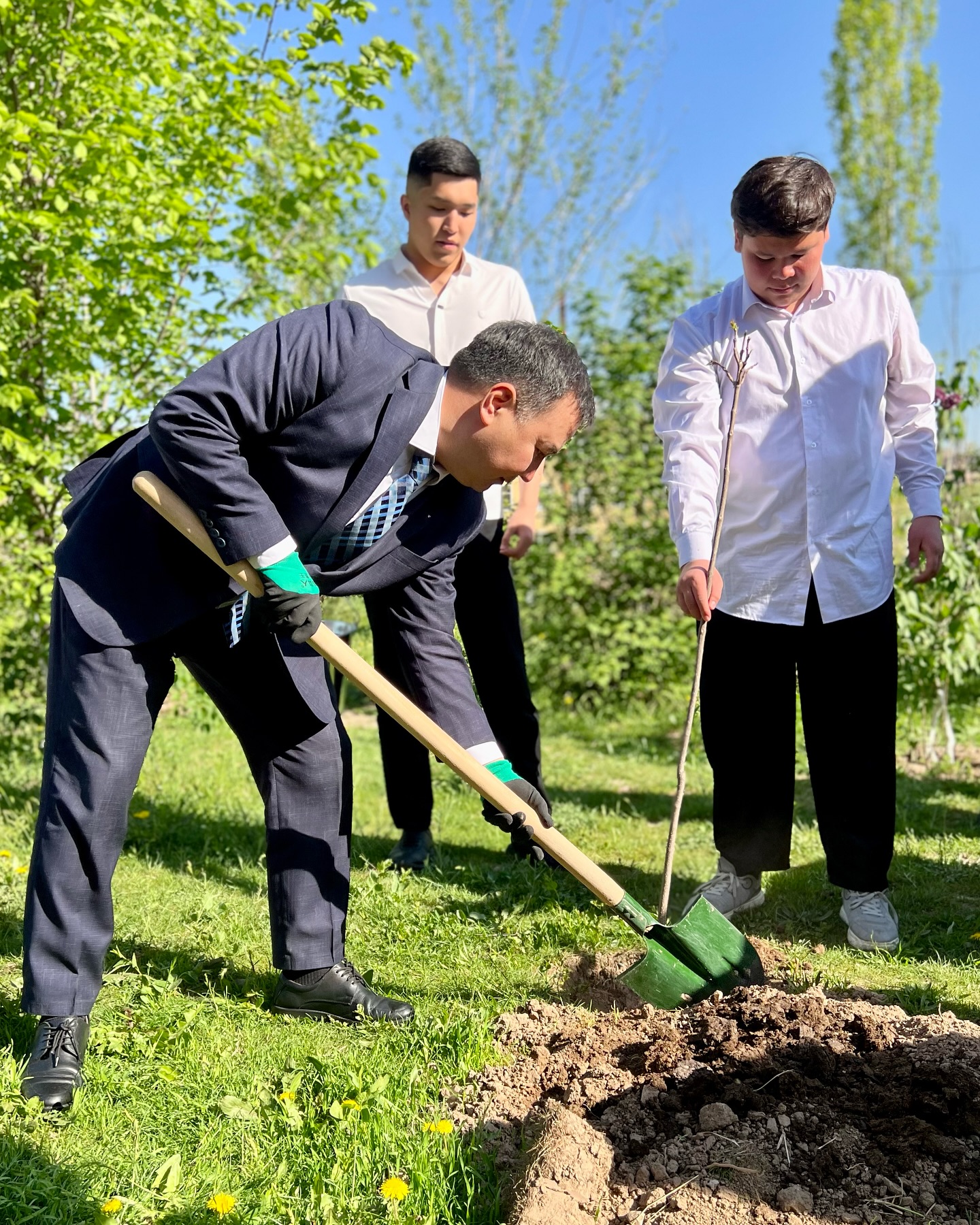 №77 МЕКТЕПТЕ ЭКО-КАРУСЕЛЬ ДОЛБООРУ СУНУШТАЛДЫ