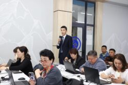 КЕСИПТИК ЛИЦЕЙЛЕР ЛИЦЕНЗИЯЛОО БОЮНЧА ОКУУДАН ӨТҮҮДӨ