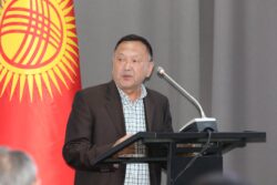 БИШКЕКТЕ ЖОГОРКУ ОКУУ ЖАЙЛАР ҮЧҮН МАМЛЕКЕТТИК ТИЛДЕГИ ОКУУ КИТЕПТЕРИНИН БЕТ АЧАРЫ ӨТТҮ